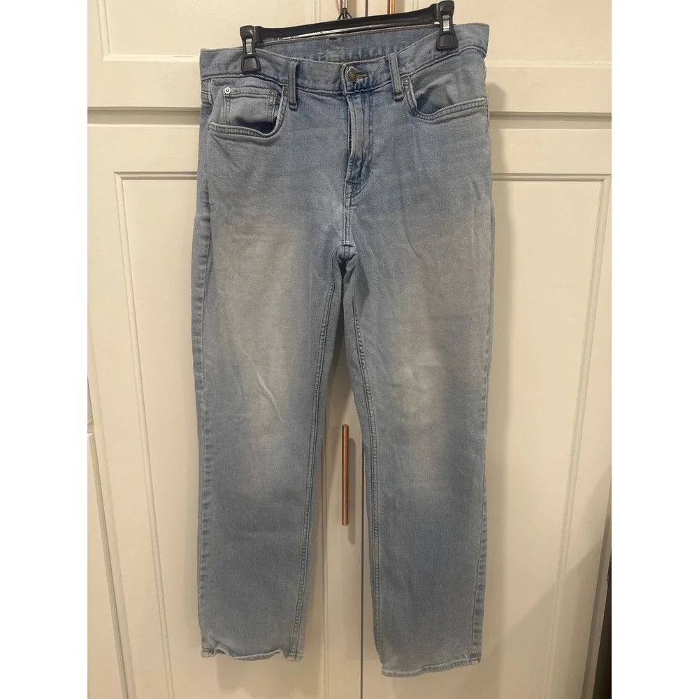 Old Navy Mens Straight Leg Light Wash Denim Jeans 31x32 Light Blue casual work